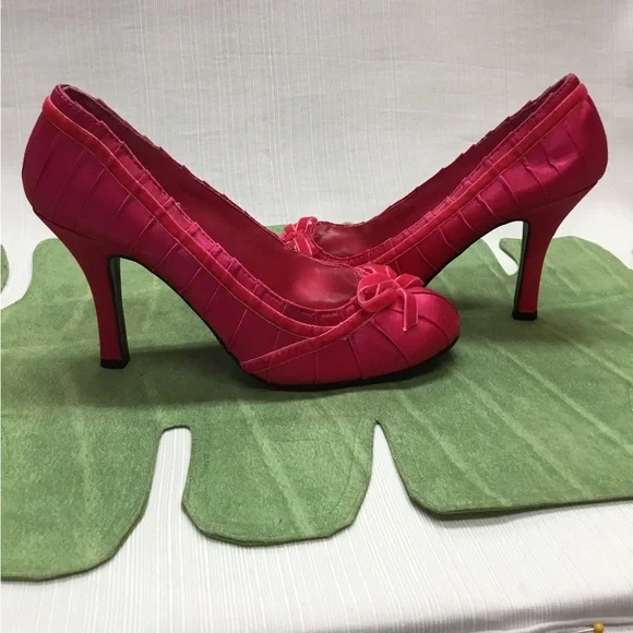 Pulse New Darling Hot Pink Color Heels - Picture 5 of 9